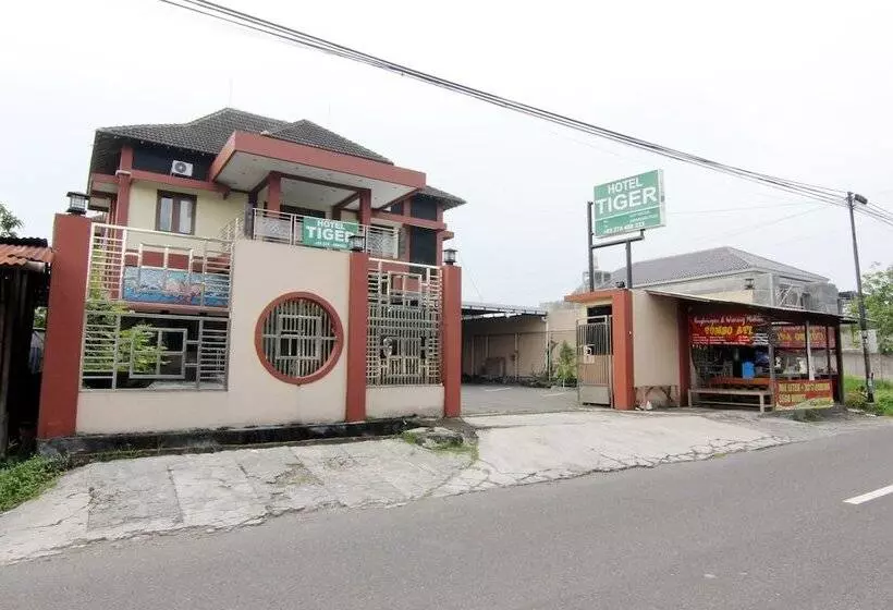 Hotelli Tiger Yogyakarta