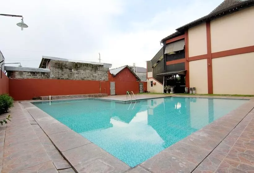 Hotelli Tiger Yogyakarta