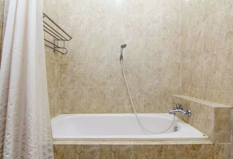 Hotelli Tiger Yogyakarta