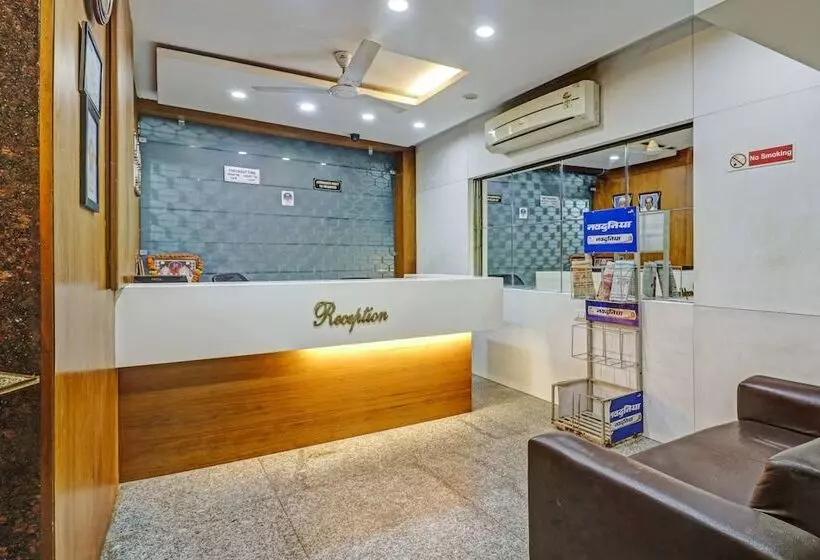 ホテル Treebo Mohit Regency