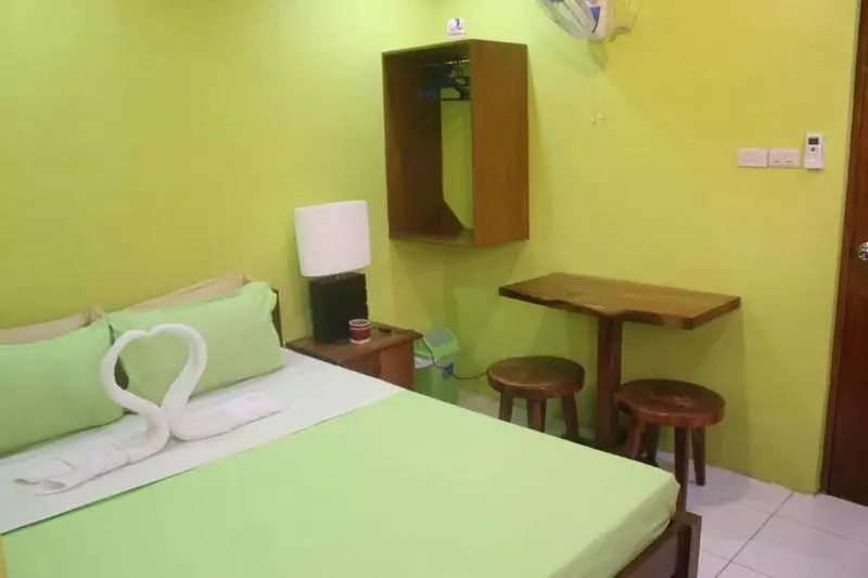 هتل West Atlantic Inn