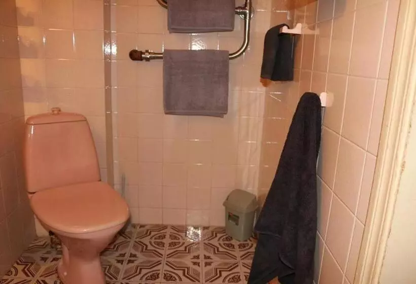 تختخواب و صبحانه Guest House Old Kutaisi