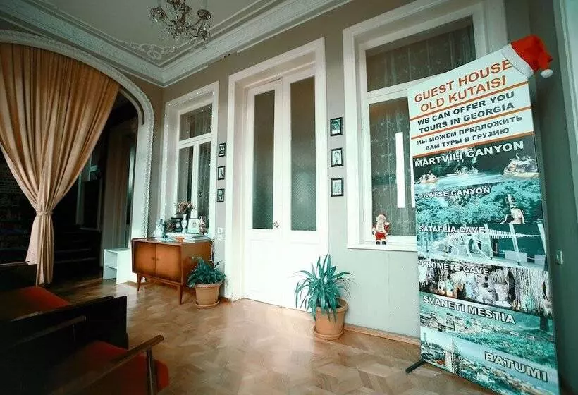 تختخواب و صبحانه Guest House Old Kutaisi