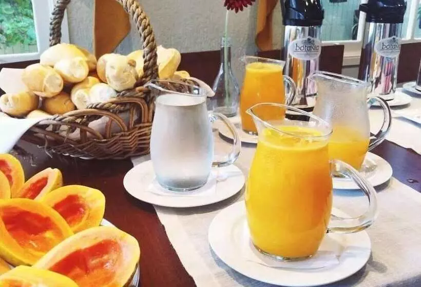 Hotelli Botania Pousada E Restaurante