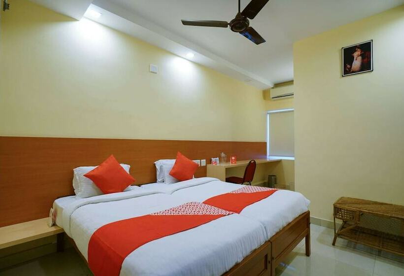 Hotel Super Collection O Mg Road Formerly Nanda Inn