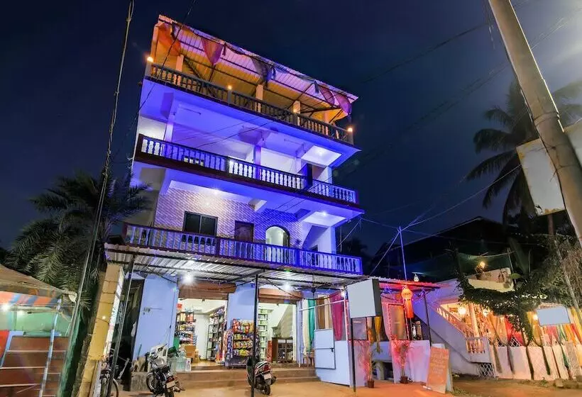 Hotelli Oyo 24464 Anil Guesthouse