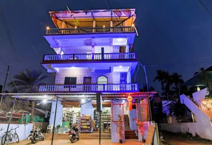 Hotelli Oyo 24464 Anil Guesthouse