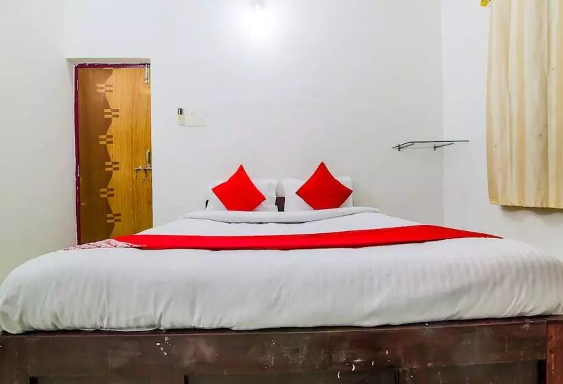 Hotelli Oyo 24464 Anil Guesthouse