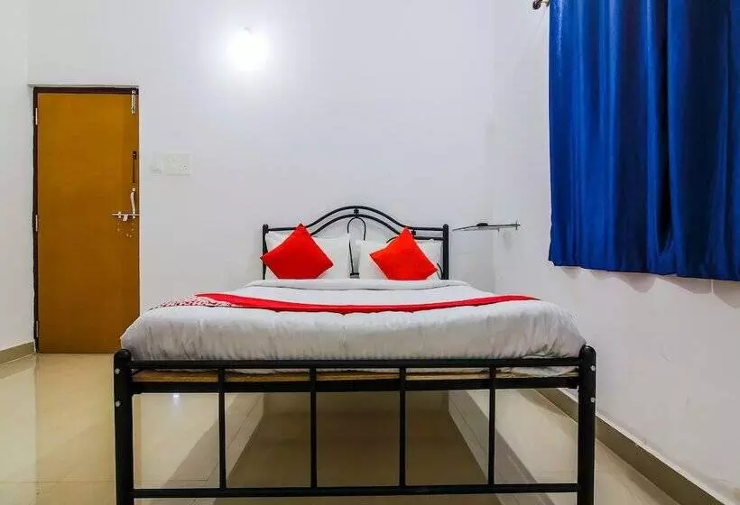 Hotelli Oyo 24464 Anil Guesthouse