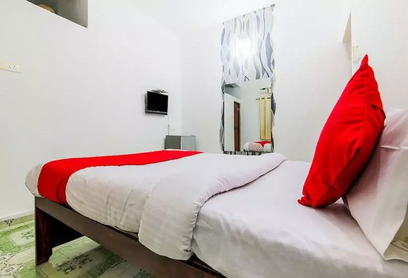 Hotelli Oyo 24464 Anil Guesthouse