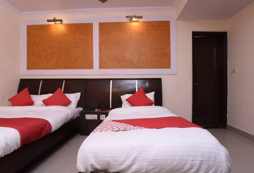 هتل Ratandeep International