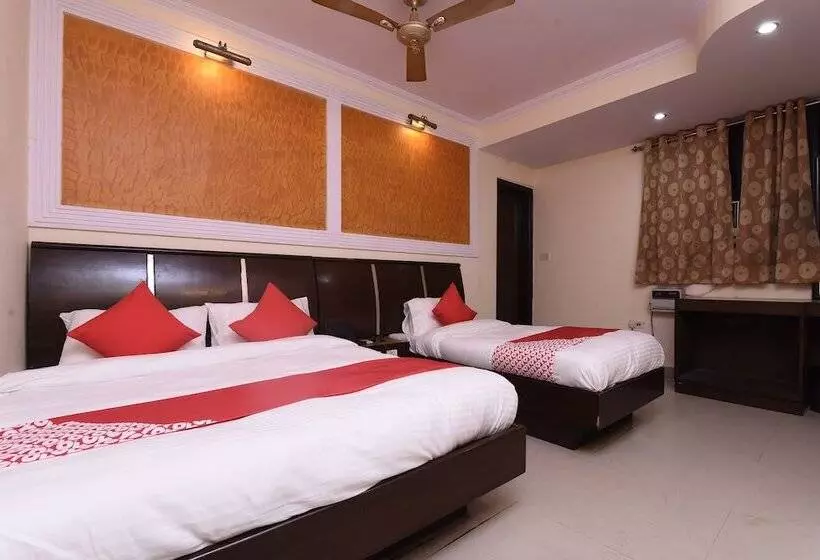 هتل Ratandeep International