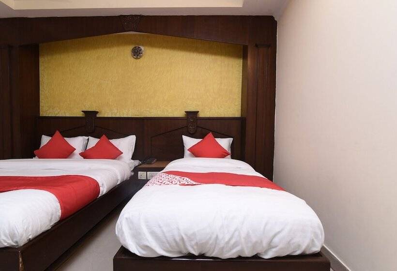 בית מלון כפרי Ratandeep International