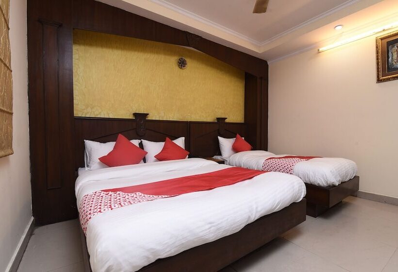 בית מלון כפרי Ratandeep International