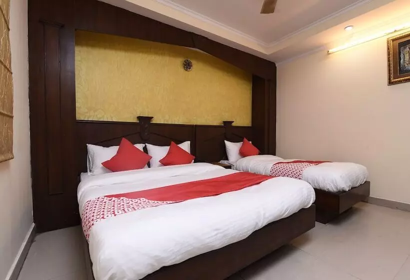 هتل Ratandeep International