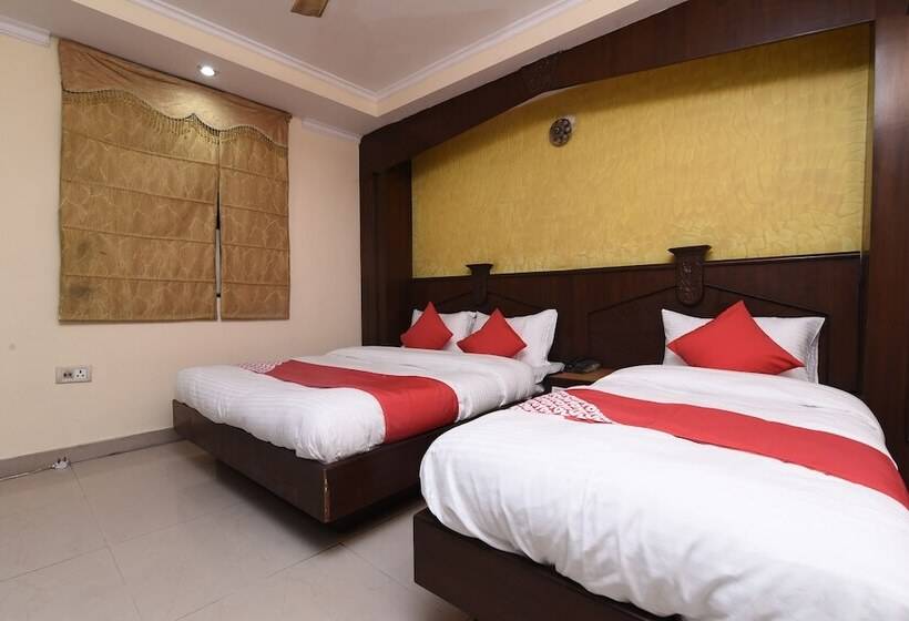 בית מלון כפרי Ratandeep International