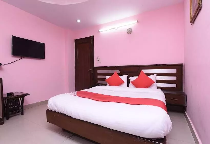 هتل Ratandeep International