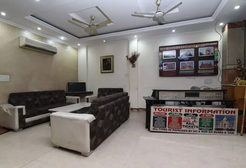 هتل Ratandeep International