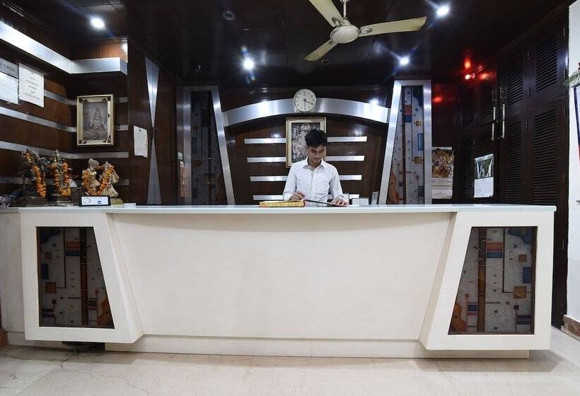 בית מלון כפרי Ratandeep International