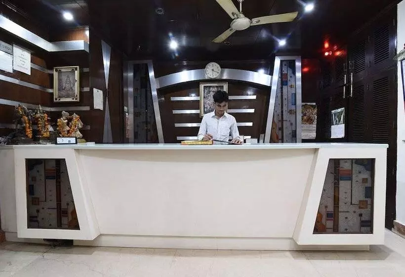 هتل Ratandeep International