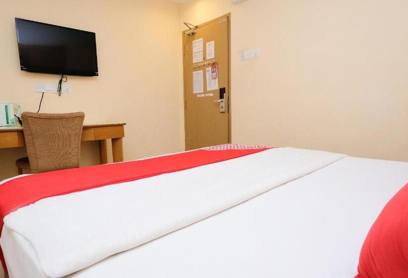 בית מלון כפרי Seven Days