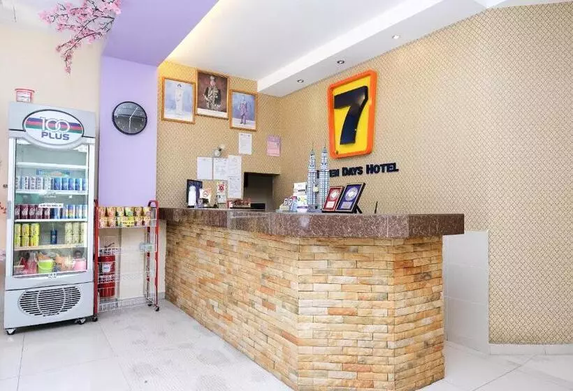 ホテル Seven Days