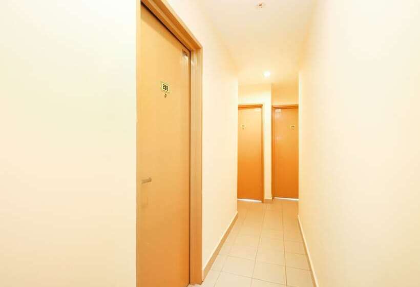 בית מלון כפרי Seven Days