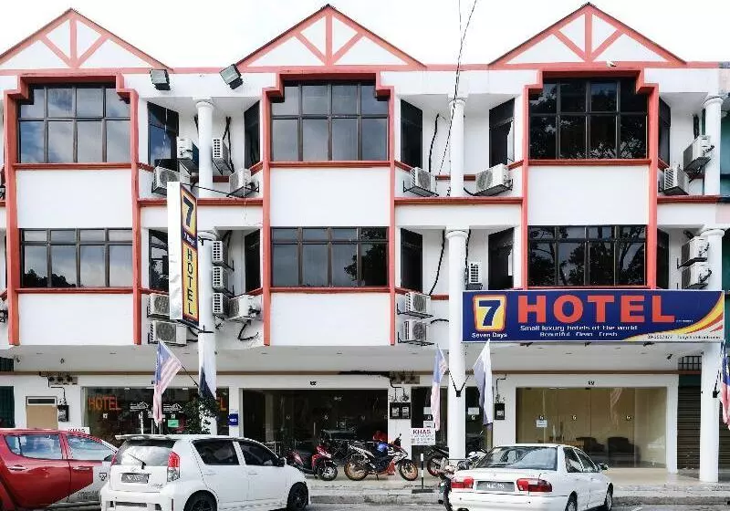 ホテル Seven Days