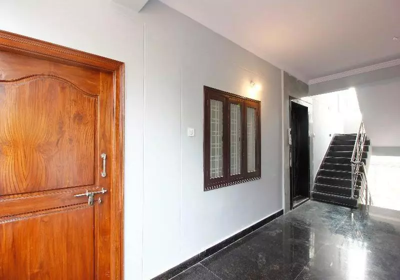 هتل Silverkey Executive Stays 24138 Nallagandla