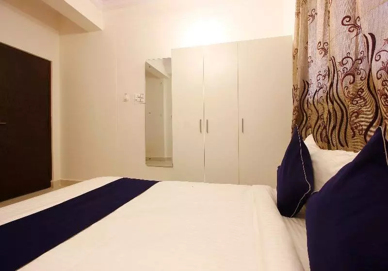 هتل Silverkey Executive Stays 24138 Nallagandla