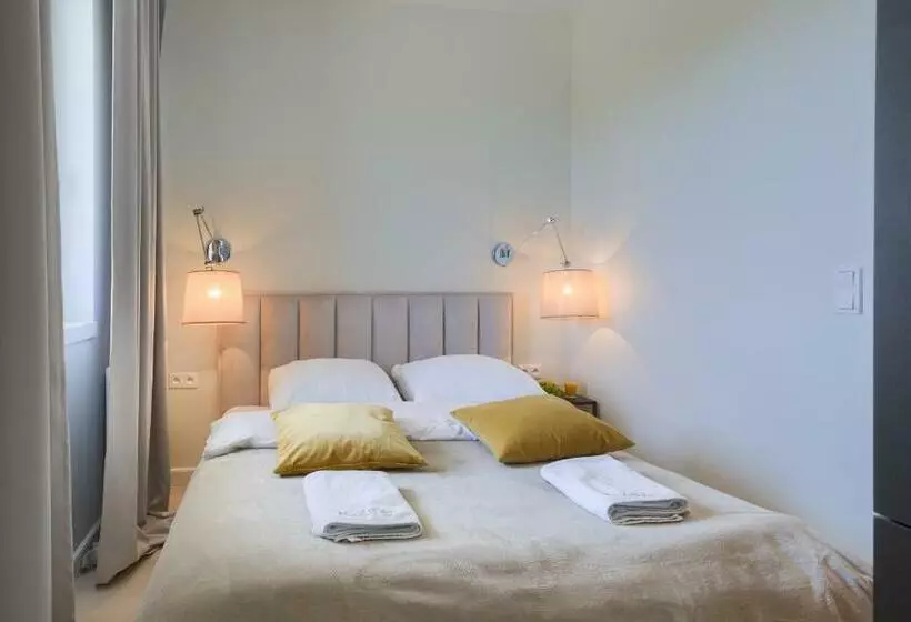 Kazou Residence