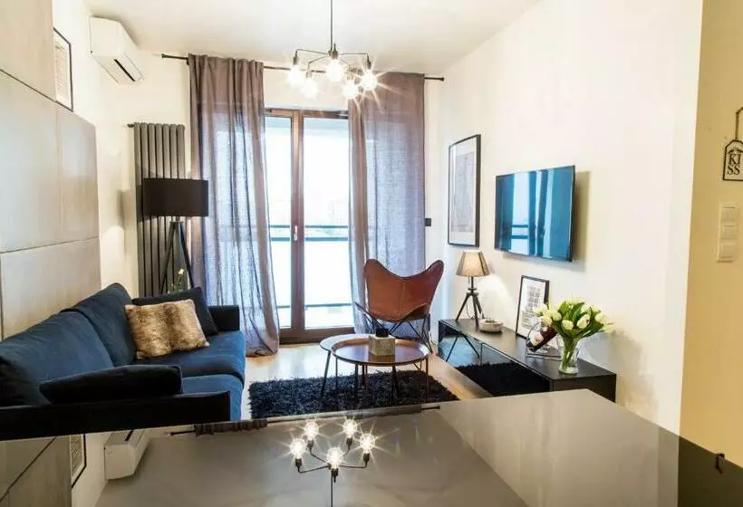 Kazou Residence