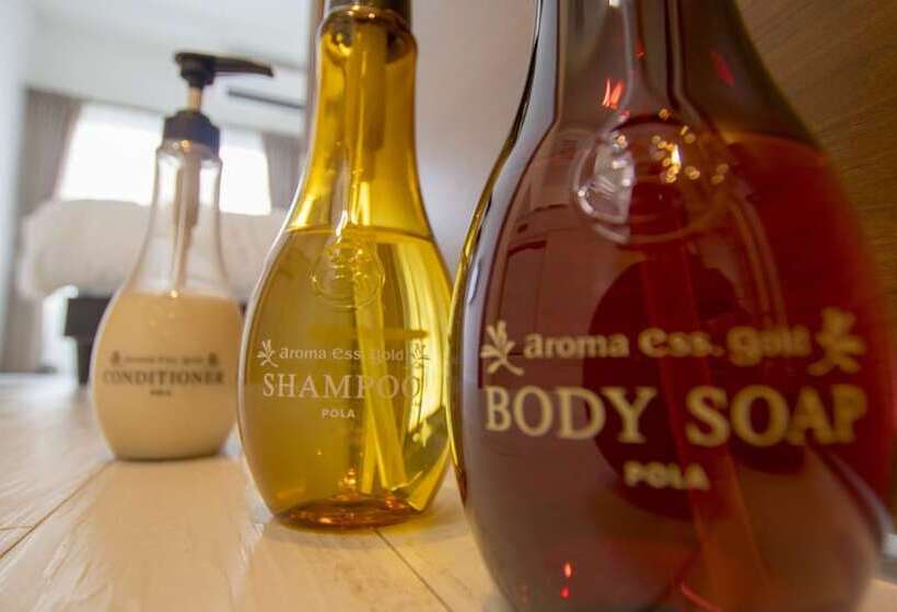 Y‘ Rise To Hotel Itoman