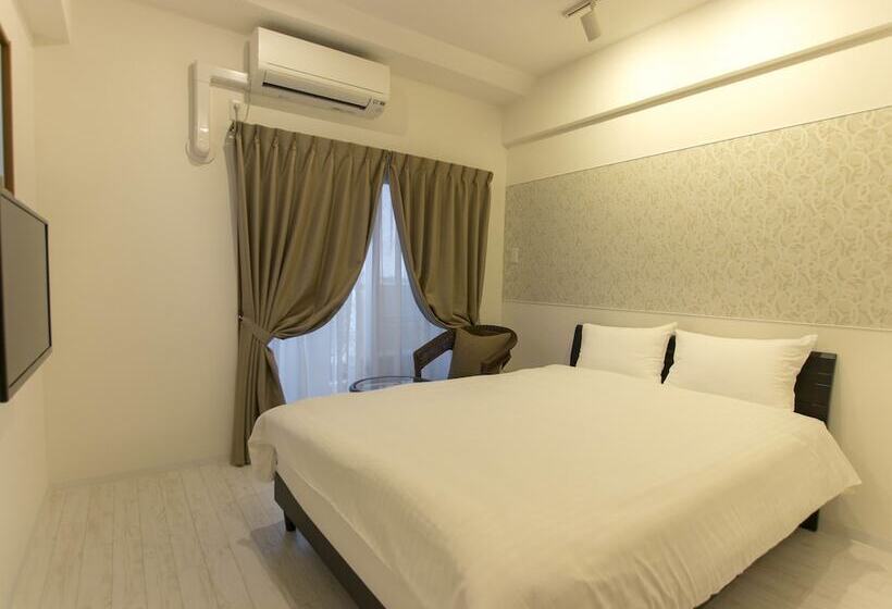 Y‘ Rise To Hotel Itoman