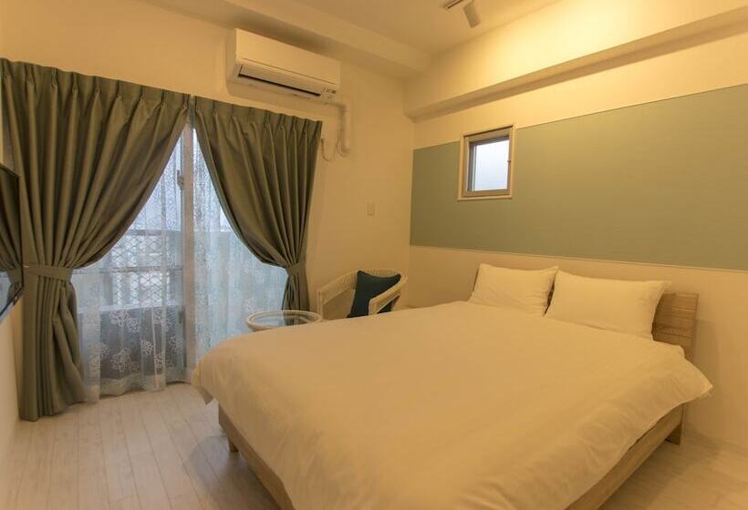 Y‘ Rise To Hotel Itoman