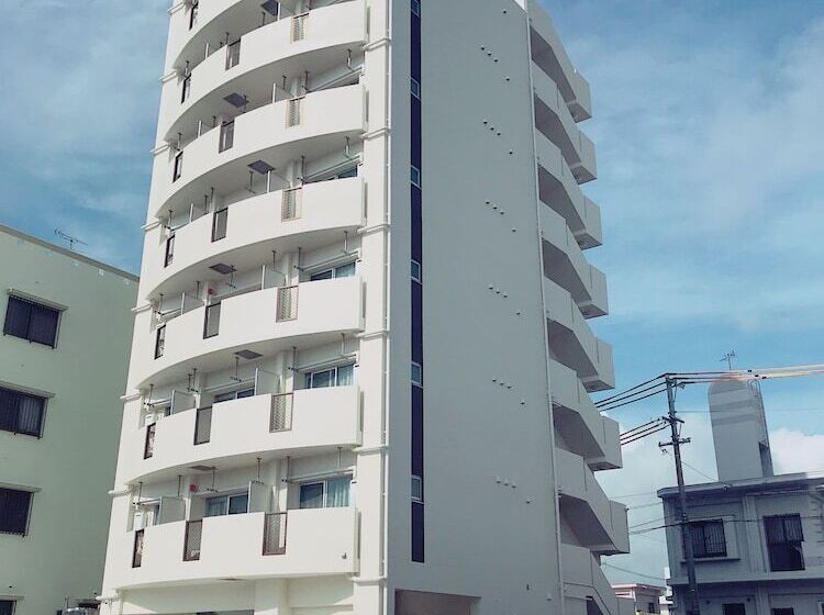 Y‘ Rise To Hotel Itoman