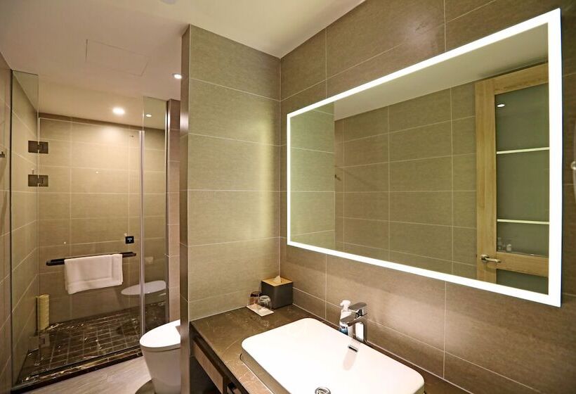 Atour Hotel Xiaoshan International Airport Hangzhou