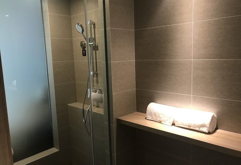 Atour Hotel Xiaoshan International Airport Hangzhou