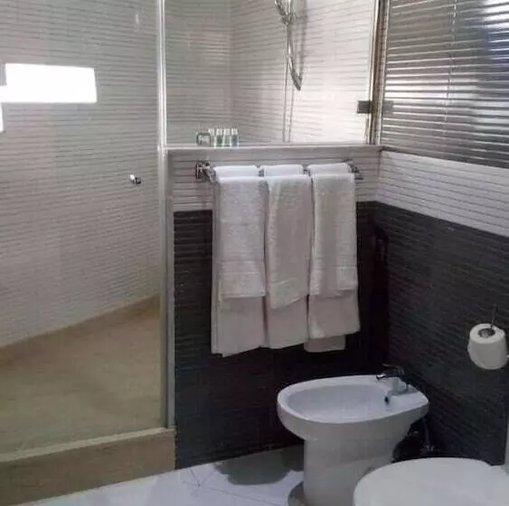 هتل Delta Atlas