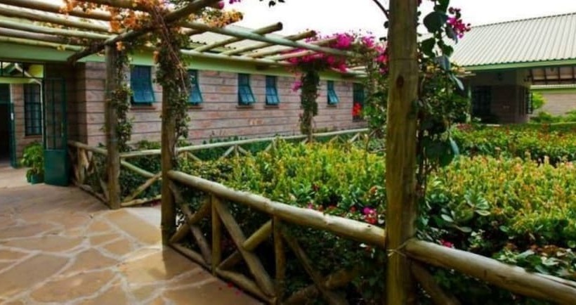 Hotel Maanzoni Lodge