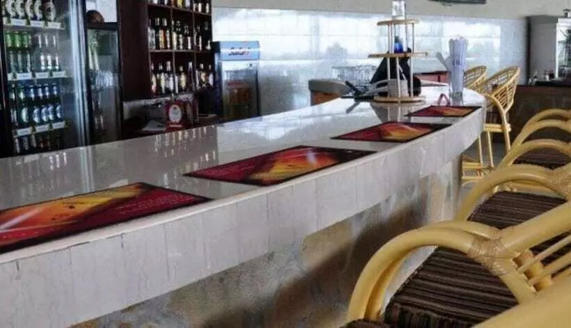 هتل Maanzoni Lodge