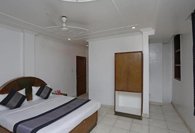 בית מלון כפרי O Rachna Tourist Lodge