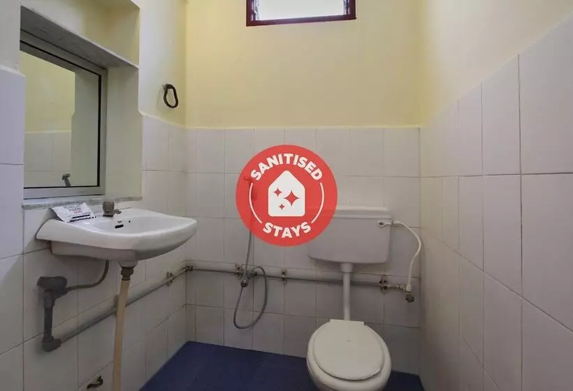 ホテル Radhakrishna By Oyo Rooms