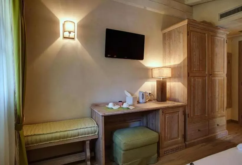 هتل روستایی Agriturismo Costa Di Faraggiana