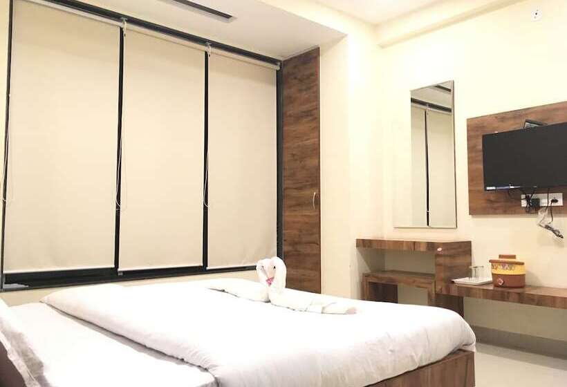 فندق Shree Pratham Milan