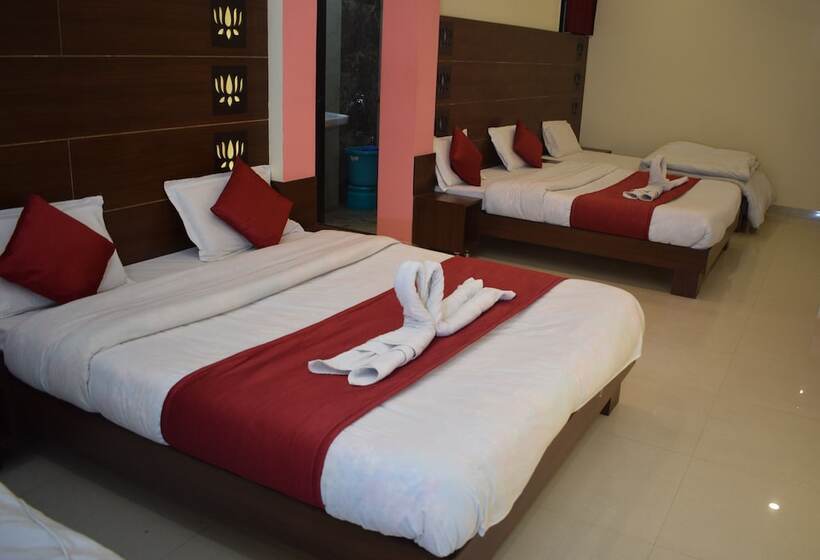 فندق Shree Pratham Milan