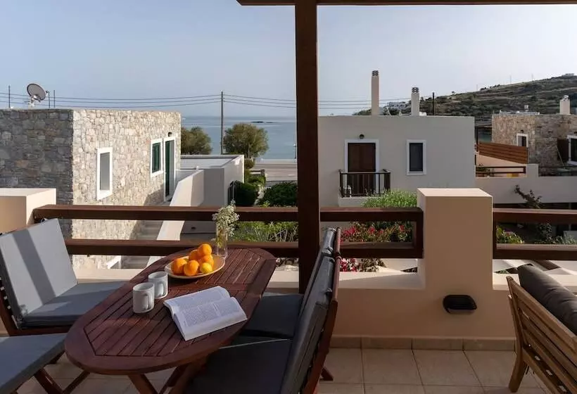 هتل Syra Bay