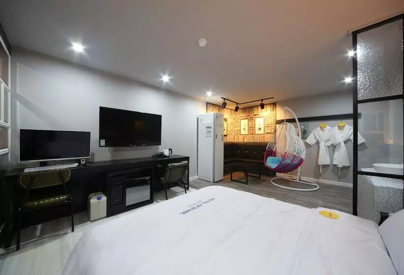 ホテル Yeogiuhtte Gwangju Baek Un
