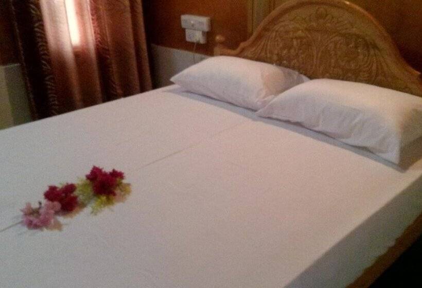 פנסיון Ella Farmer Village