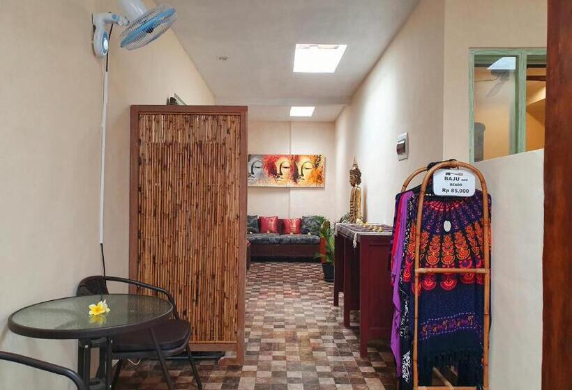 פנסיון Puri Dedari Sanur